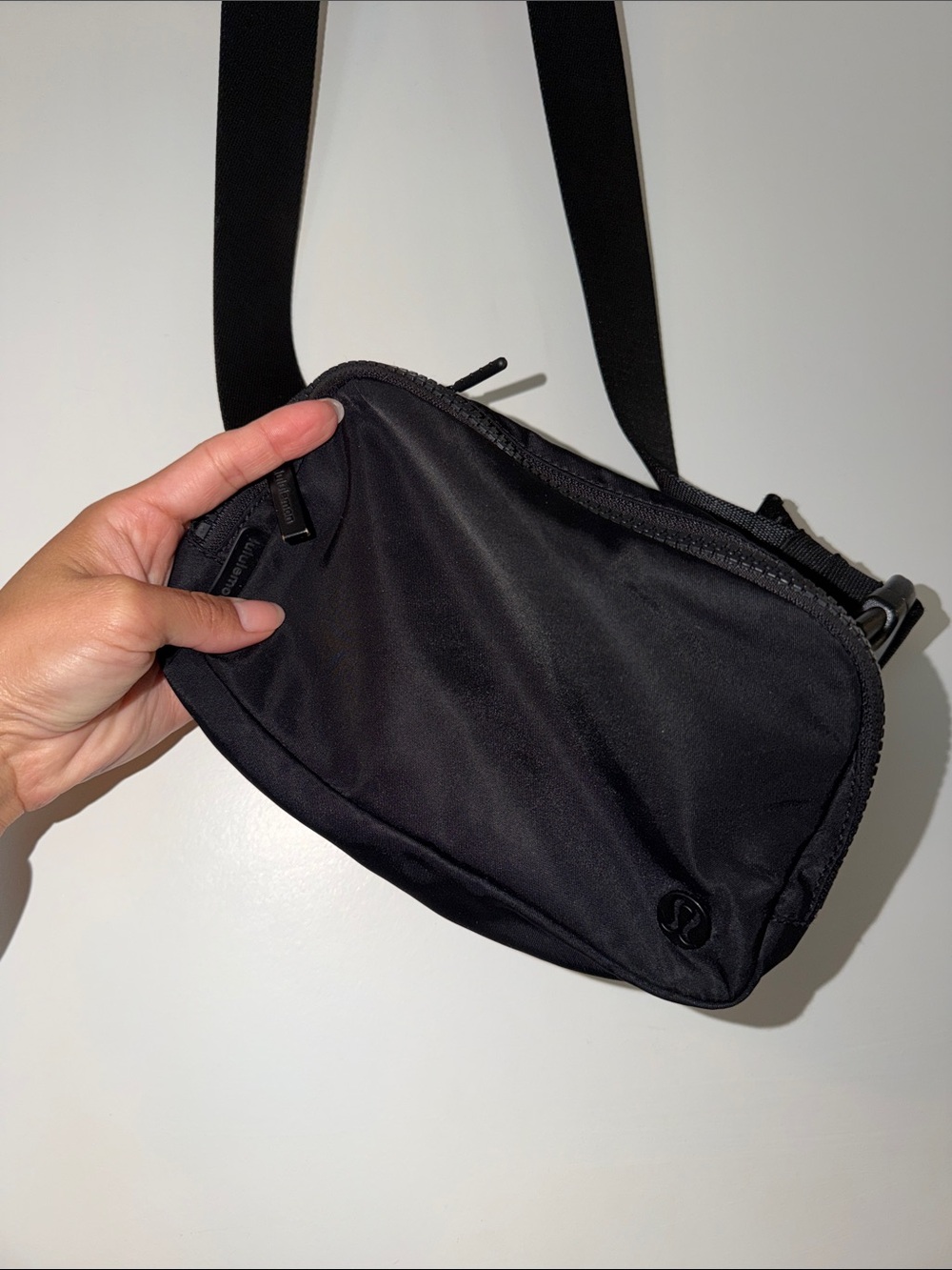 lululemon athletica Black Men's Crossbody Belt Bag